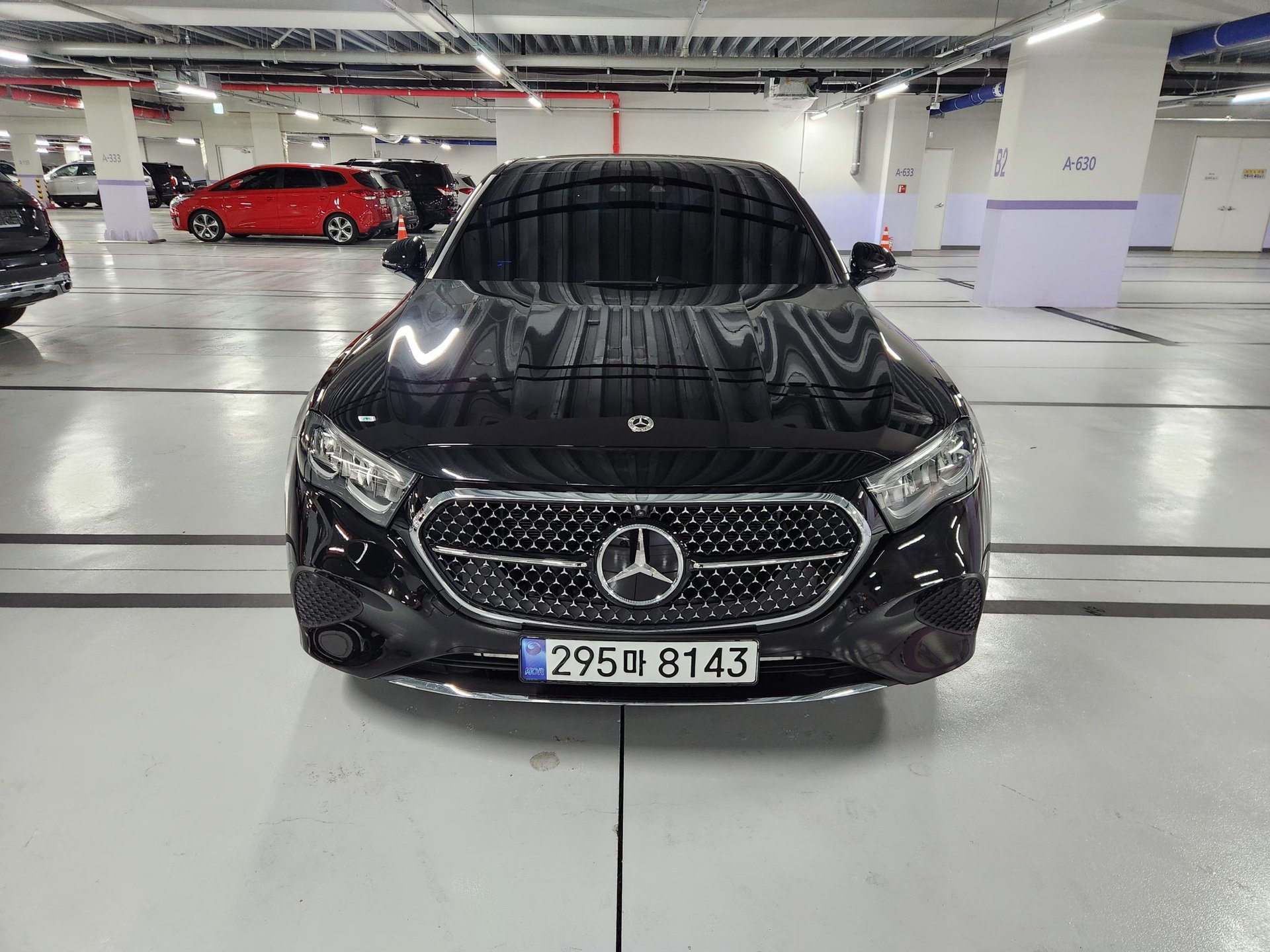 MERCEDES-BENZ E-CLASS - View 1