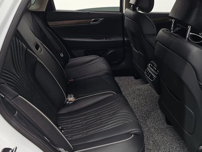 صورة مصغرة 30 لـ 2023 Genesis G80 (RG3)