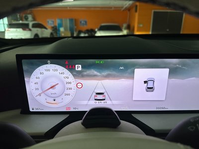 GENESIS GV80 - 8