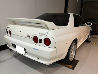 NISSAN SKYLINE GT-R - 5