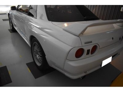 NISSAN SKYLINE GT-R - 8