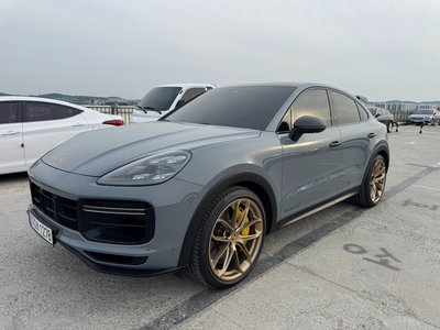 PORSCHE CAYENNE - 1