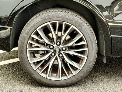 2025 Cadillac XT4 照片 5