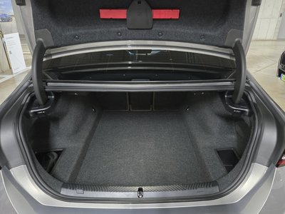 2026 BMW 5 SERIES — миниатюра 13