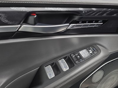 2020 Genesis G90 — миниатюра 19