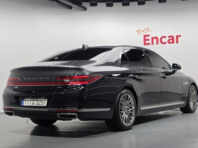 2020 Genesis G90 — фото 3