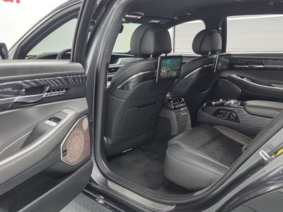2020 Genesis G90 — миниатюра 16