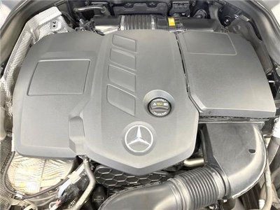 صورة 5 لـ 2021 Mercedes-BENZ GLC