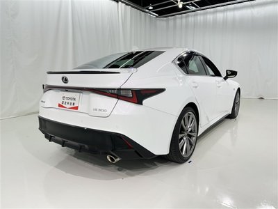 LEXUS IS - 7