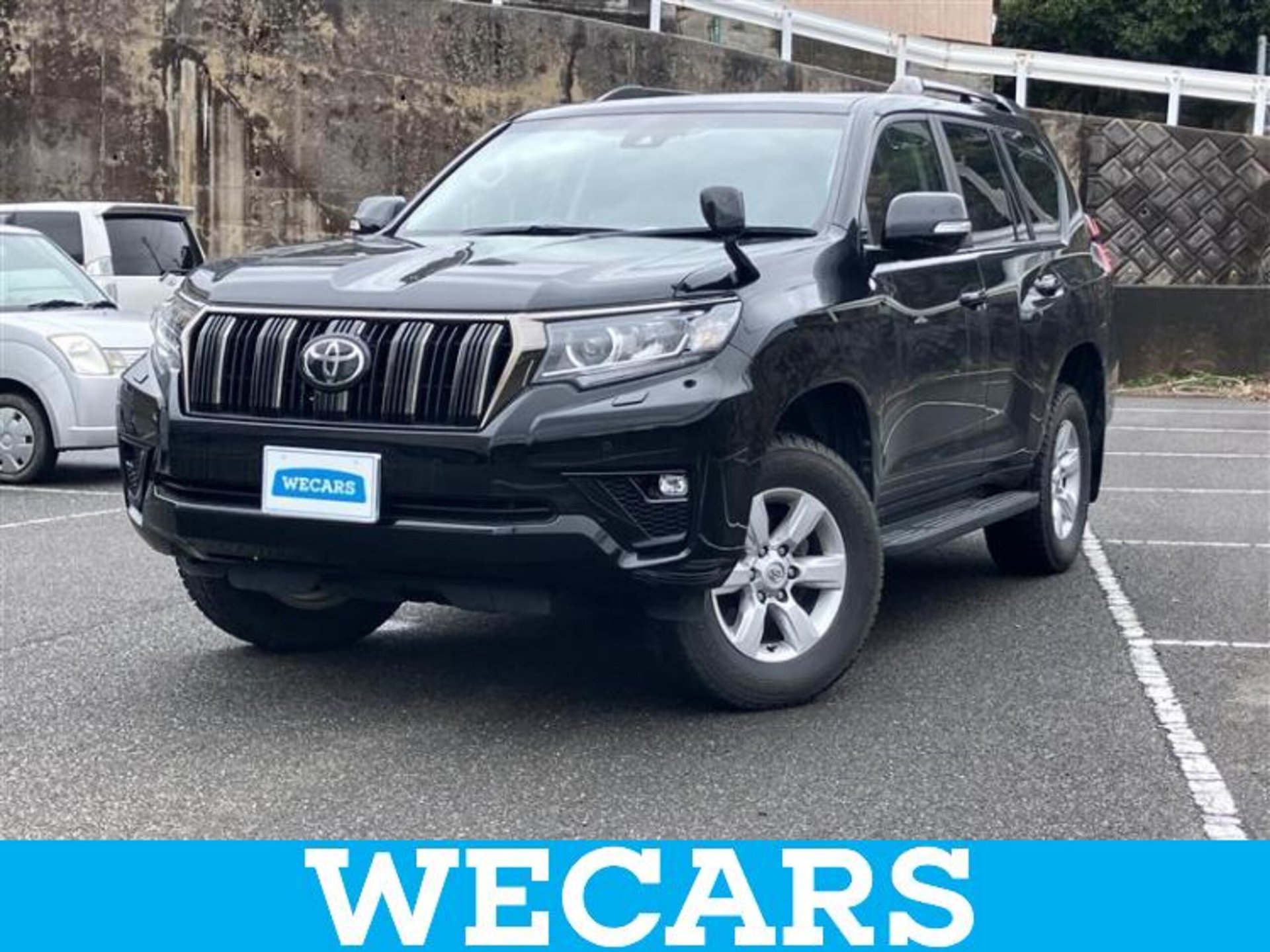 TOYOTA LAND CRUISER PRADO - View 1