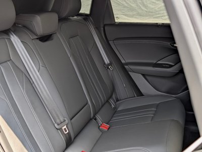 صورة 14 لـ 2025 AUDI Q6 E-TRON