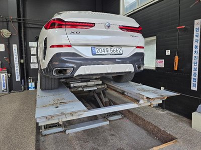2024 BMW X6 photo 3