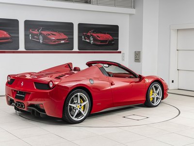 صورة 6 لـ 2015 FERRARI 458 SPIDER