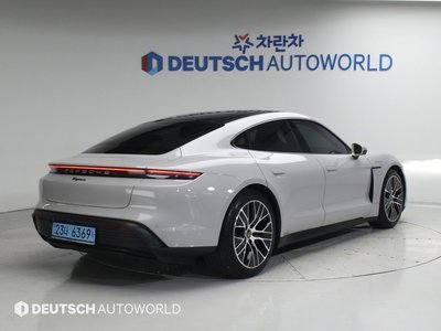 2023 Porsche TAYCAN 照片 4