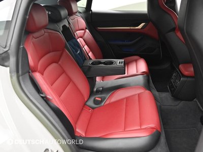 2023 Porsche TAYCAN thumbnail 12