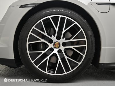 2023 Porsche TAYCAN 照片 6