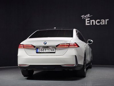BMW 5 SERIES - 3