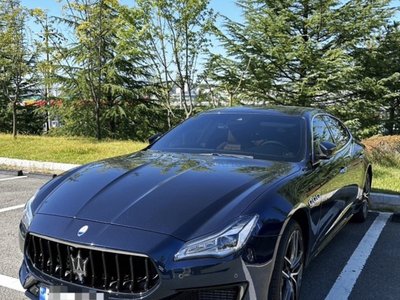 صورة 9 لـ 2023 Maserati QUATTROPORTE