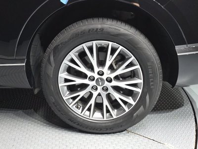صورة 8 لـ 2021 Genesis GV80