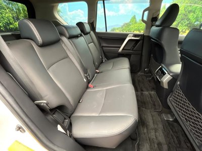 TOYOTA LAND CRUISER PRADO - 9