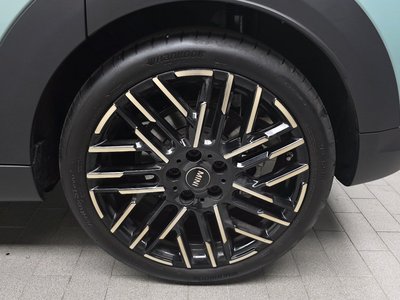 صورة 8 لـ 2025 MINI COOPER S