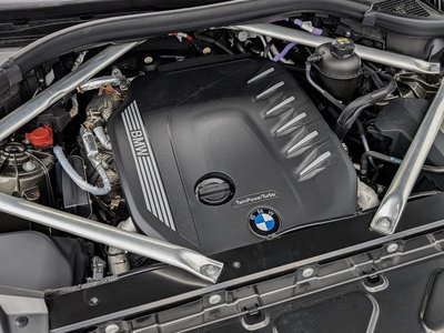 2021 BMW X6 — миниатюра 21