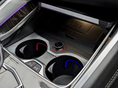 2021 BMW X6 — миниатюра 33