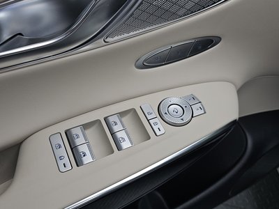 2024 Genesis GV70 — миниатюра 24