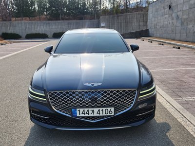 GENESIS G80 (RG3) - 1