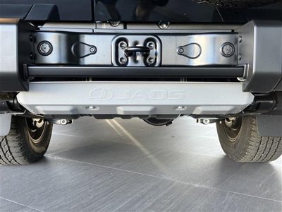 TOYOTA LAND CRUISER 70 - 8