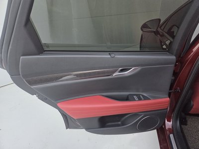 صورة 10 لـ 2023 Genesis G80 (RG3)