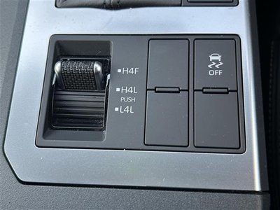 TOYOTA LAND CRUISER 250 - 9