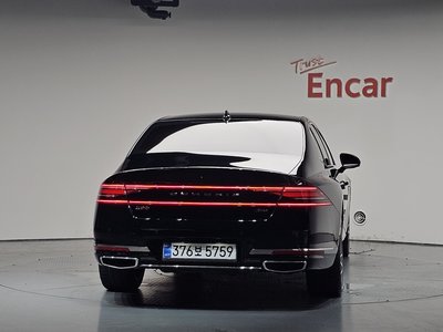 صورة 4 لـ 2023 Genesis G90 (RS4)