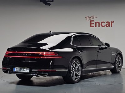 صورة 3 لـ 2023 Genesis G90 (RS4)