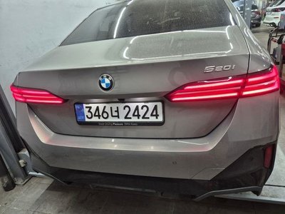 BMW 5 SERIES - 3
