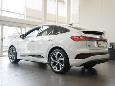 AUDI Q4 SPORTBACK E-TRON - 4