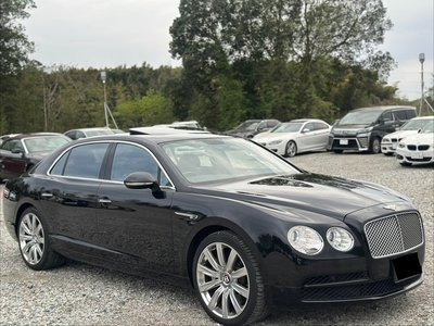 BENTLEY FLYING SPUR - 1