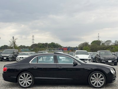 BENTLEY FLYING SPUR - 8