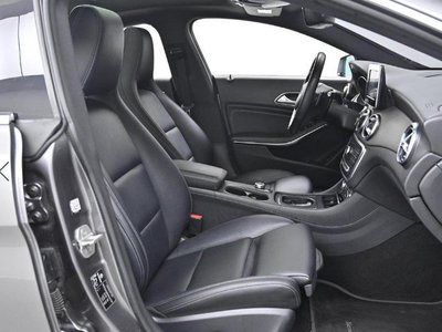 MERCEDES-BENZ CLA - 10