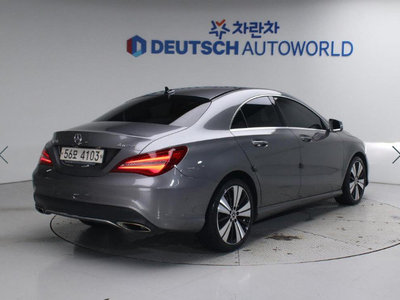 MERCEDES-BENZ CLA - 4