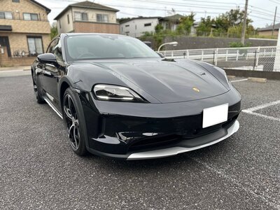 PORSCHE TAYCAN CROSS TURISMO