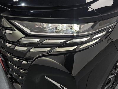 TOYOTA ALPHARD - 9