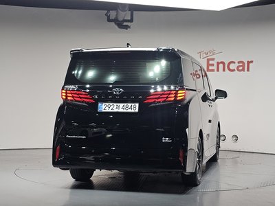 TOYOTA ALPHARD - 4
