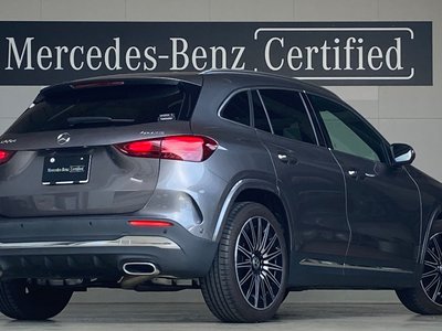 MERCEDES-BENZ GLA - 4