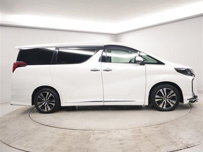 2021 TOYOTA ALPHARD photo 2
