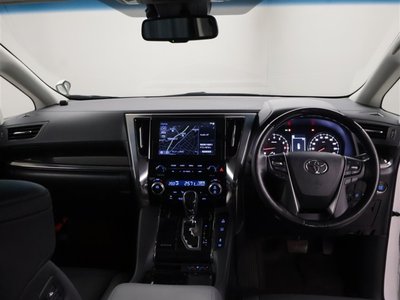 2021 TOYOTA ALPHARD photo 5
