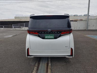 صورة 8 لـ 2026 Toyota VELLFIRE