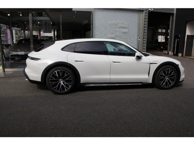 PORSCHE TAYCAN CROSS TURISMO - 6