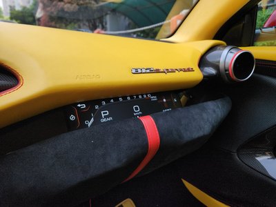 2018 Ferrari 812 SUPERFAST thumbnail 19