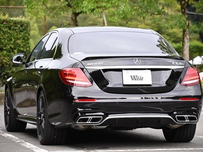 MERCEDES-BENZ E-CLASS AMG - 9